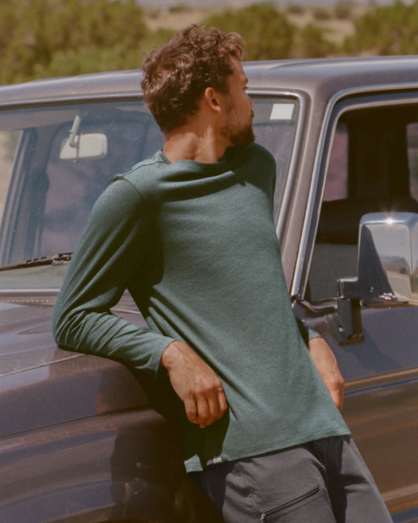 Men's Essential Long Sleeve