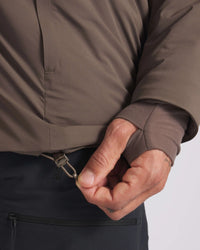 Man wearing Men's Apu Parka