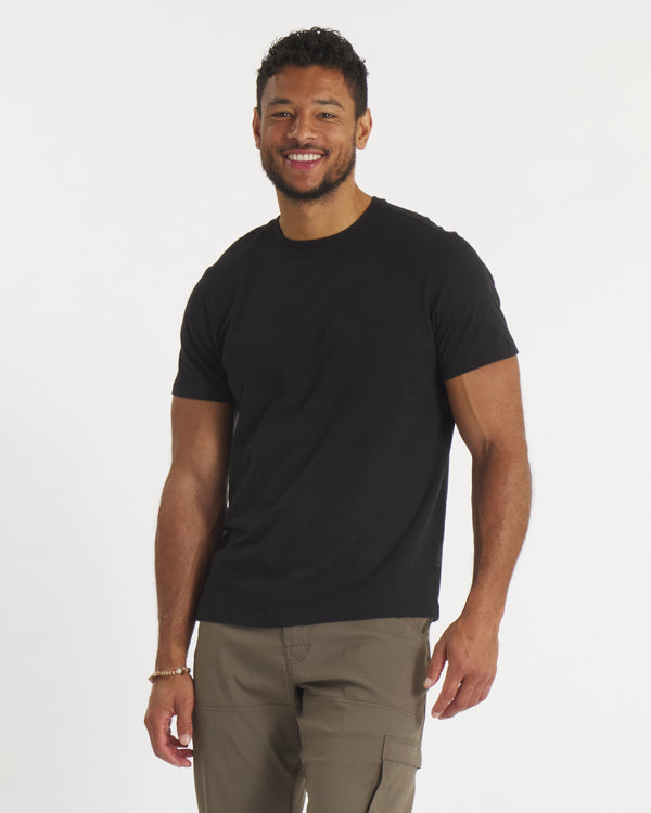 Model Wearing Essential Tee Men's Sustainable Pima Cotton and Alpaca T-Shirt in Black – PAKA Apparel