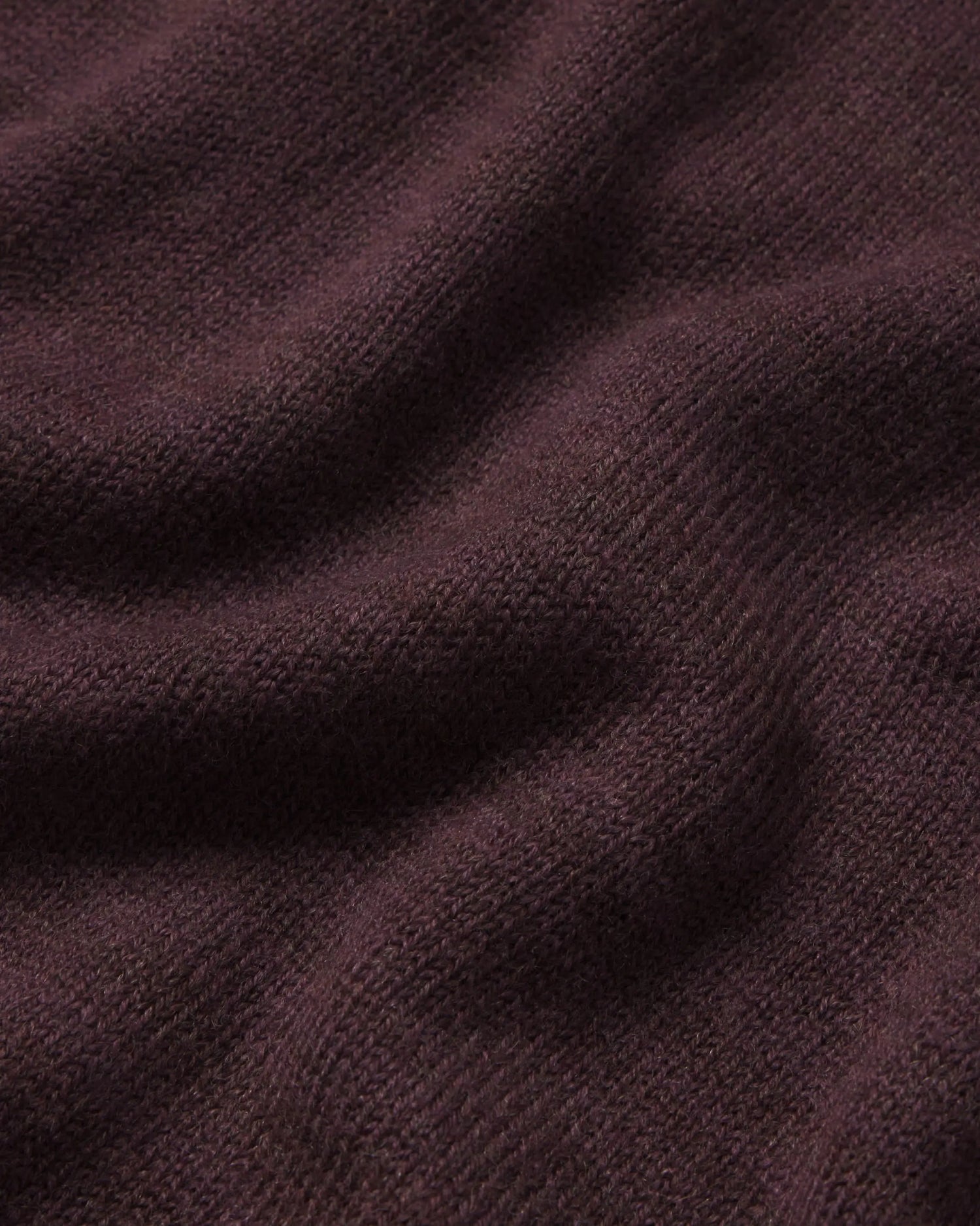 Close Up of Alpaca Yarn on Women's Hoodie Sweater in Fig / Burgundy – PAKA Apparel