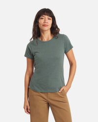 Jess is 5’7”, hips 35”, waist 26”, chest 32A and wearing a size XS.
