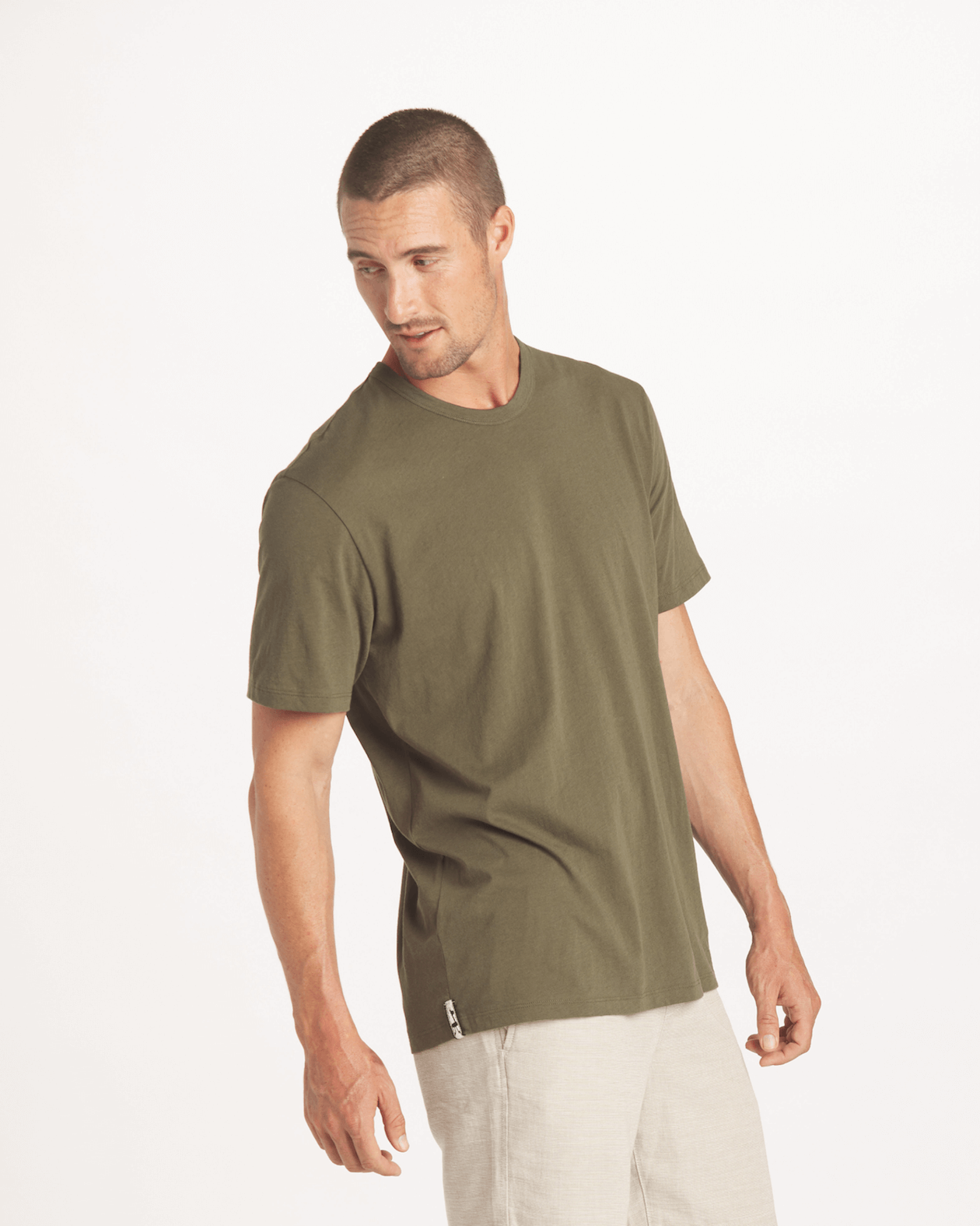 Male Model wearing Paka Men's T-Shirt Andean Moss