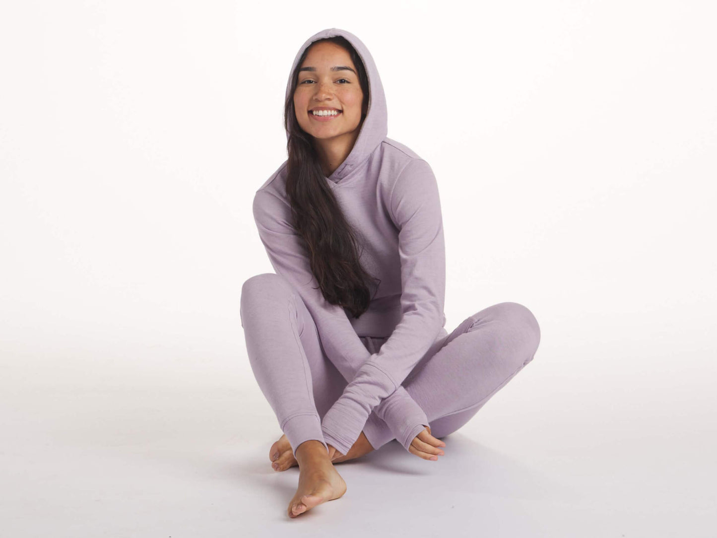women's lavender breathe joggers on model